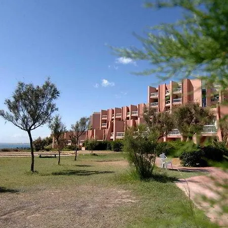 Cap Corniche 2*